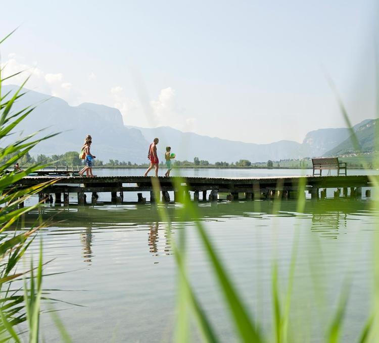 Explore the lake of Caldaro!